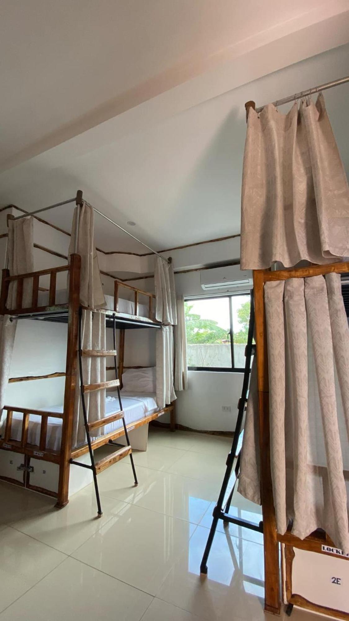 The Hat Trick Hostel Basdiot Esterno foto