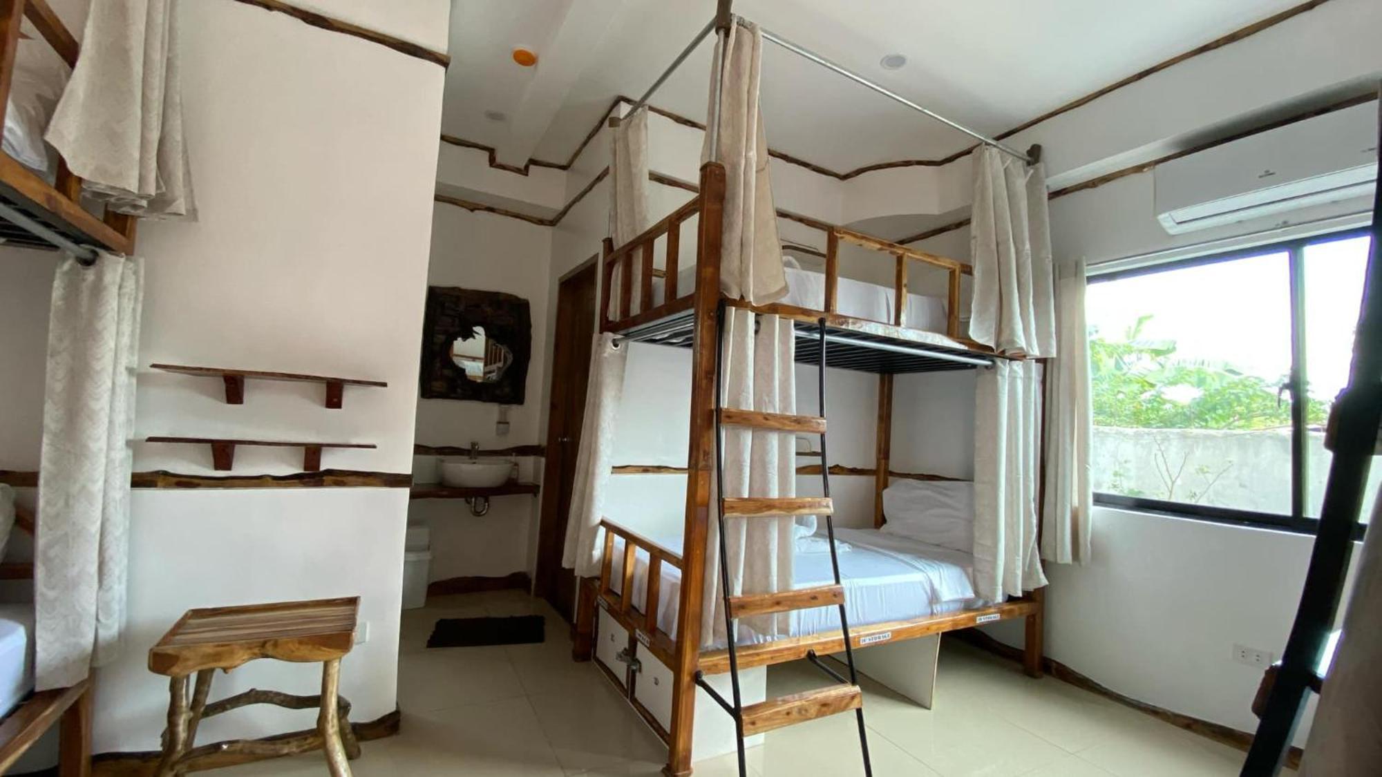 The Hat Trick Hostel Basdiot Esterno foto